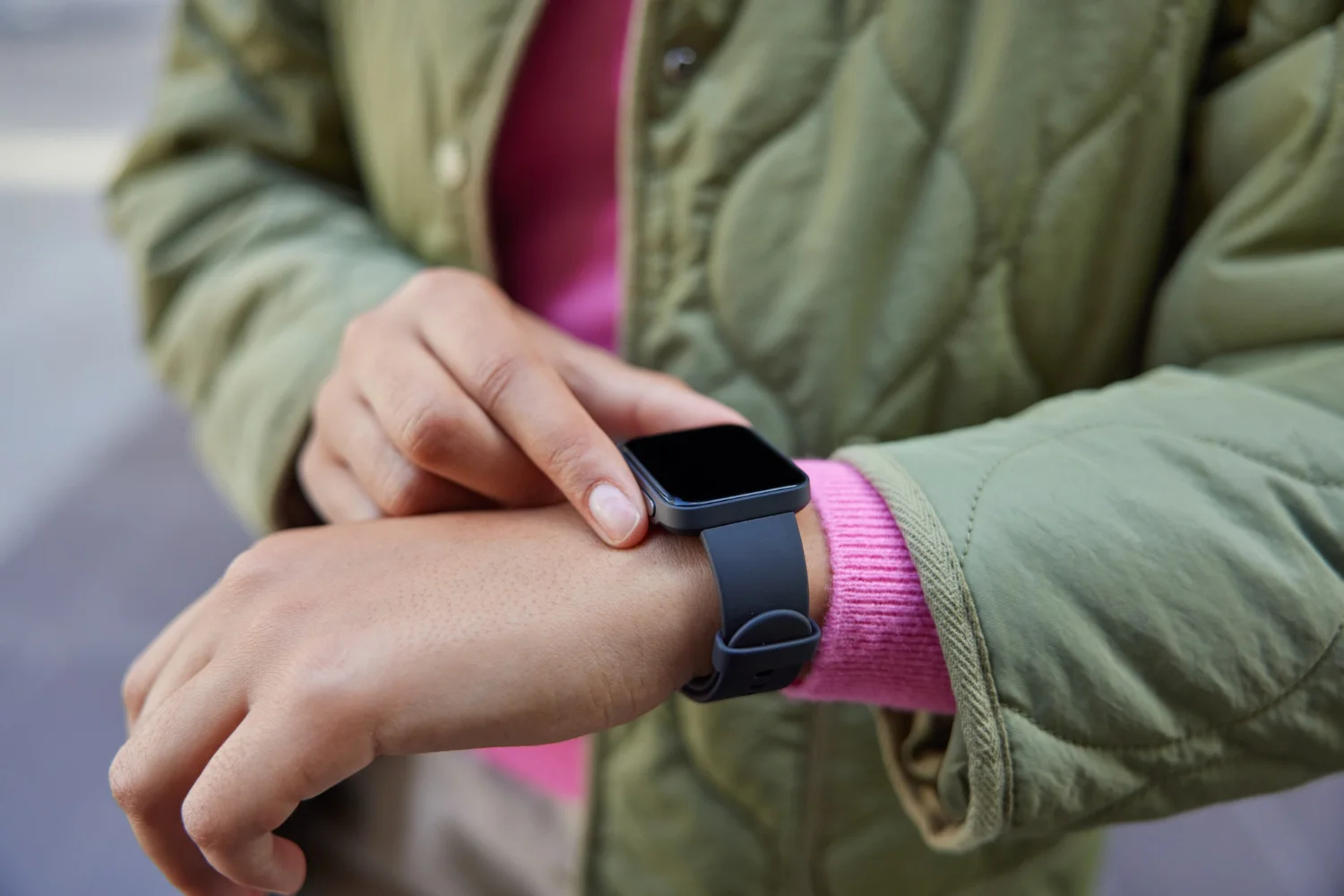 Wearables — Apple Watch and Wear OS ride view